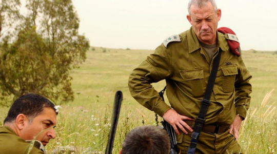 القائد العّام السابق لجيش الاحتلال "الإسرائيليّ" الجنرال المُتقاعد بيني غانتس