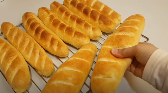 أقوى طريقة عمل خبز الصمون الفينو في البيت للتمتع بمذاقها