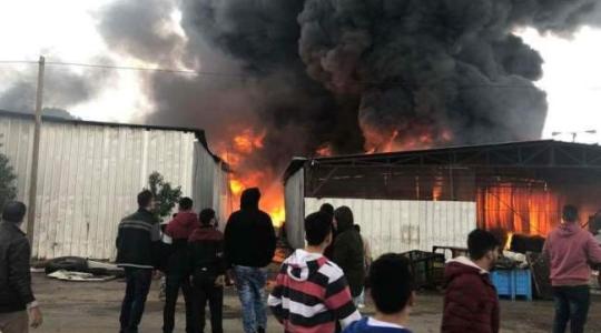  اندلاع حريق ضخم في بلدة بيتا