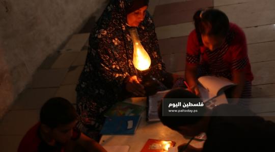 أزمة الكهرباء و حصار سكان قطاع غزة (12).JPG