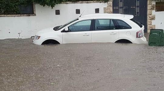 مياه الأمطار تغمر الشوارع في البلدات العربية داخل الأراضي المحتلة 