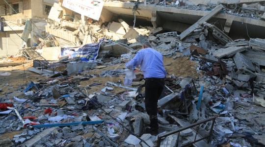 اثار القصف على المبانى السكنية بمدينة غزة ‫(38994440)‬ ‫‬.JPG