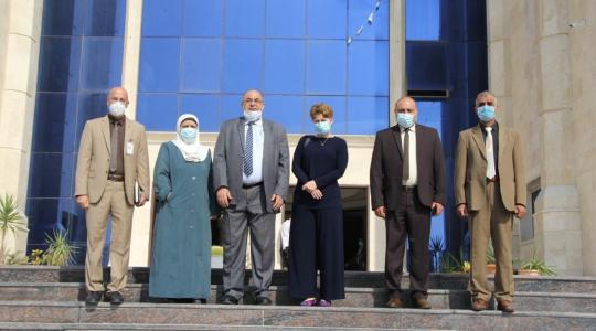 جامعة الإسراء تستقبل مديرة منظمة الصحة العالمية في قطاع غزة 