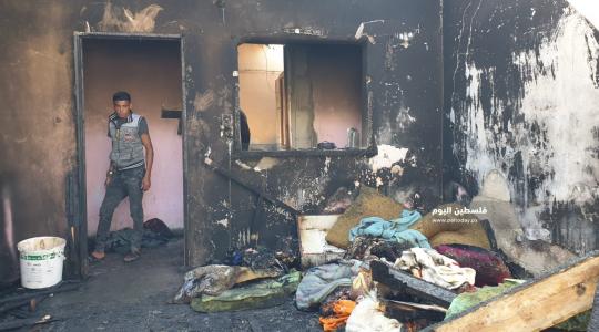 حريق نشب في منزل لعائلة الحزين في النصيرات