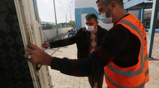 بلدية دير البلح تؤكد استمرار خدماتها رغم الإغلاق الكامل
