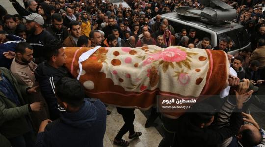 تشيع جثامين شهداء حريق النصيرات وسط حالة من الحزن (13).JPG