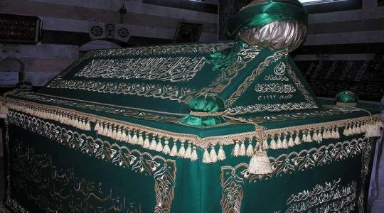 مقام القائد الإسلامي صلاح الدين الايوبي في دمشق