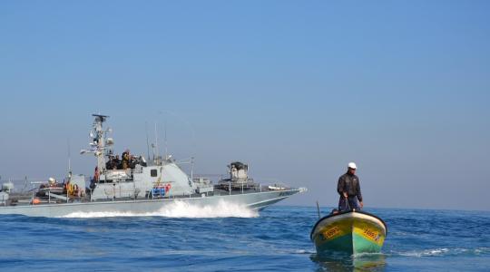 بحرية الاحتلال تطلق النار تجاه مراكب الصيادين شمال القطاع
