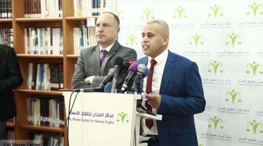 عصام يونس مدير مركز الميزان الحقوق الانسان