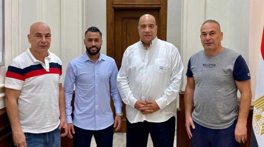 حسام عاشور