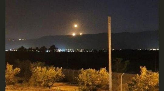 قنابل ضوئية على حدود فلسطين مع لبنان