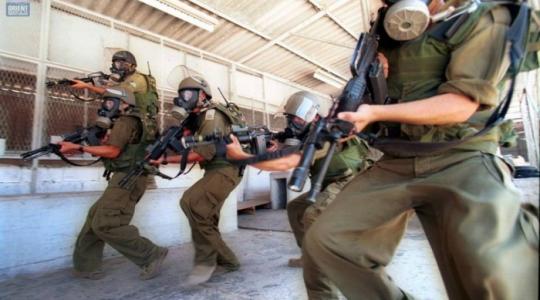 ادارة السجون الاسرائيلية تقتحم سجن النقب