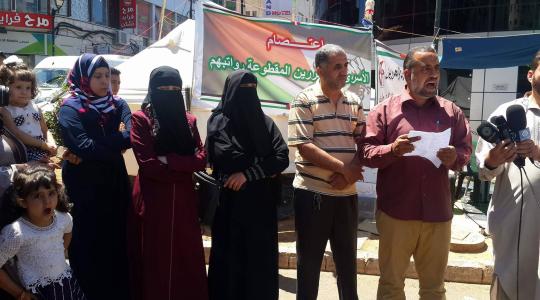 أسرى محررون خلال المؤتمر