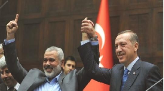 الرئيس التركي رجب أردوغان ورئيس المكتب السياسي لحماس اسماعيل هنية