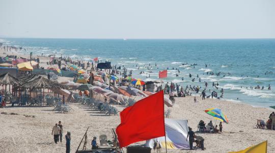 شاطئ بحر غزة 