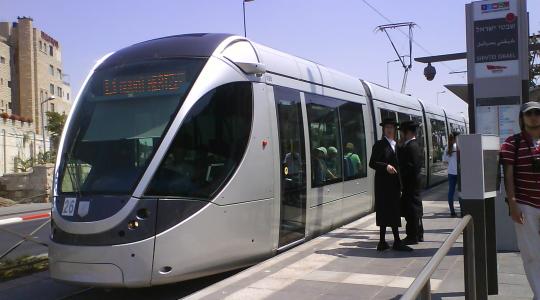 القطار الخفيف في القدس المحتلة