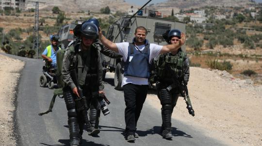 جنود الاحتلال والصحفيون