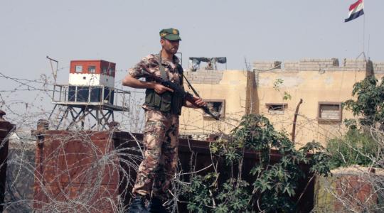 تفجير منازل على الحدود المصرية الفلسطينية