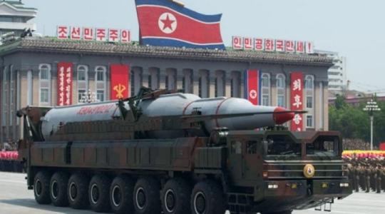 صاروخ باليستي في إحدى مناورات كوريا الشمالية