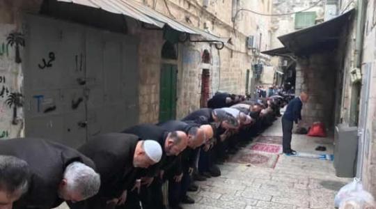 صلاة في البلدة القديمة