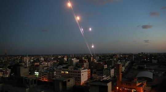 كيف سيرد الاحتلال على الصاروخ الذي أطلق من قطاع غزة ؟