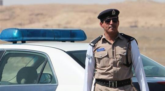 شرطة عمان تعلن عن مزاد علني لبيع المركبات المُلغاة