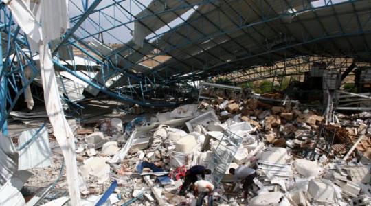 مصانع مدمرة في غزة
