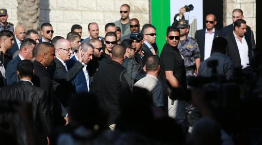 وزراء حكومة التوافق خلال تواجدهم في غزة