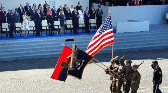 عرض عسكري أمريكي في الذكرى المئوية لانتهاء الحرب العالمية