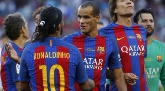 البرازيلي ريفالدو نجم برشلونة السابق