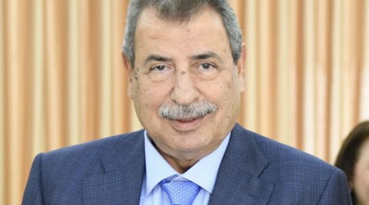 د. رمزي خوري 