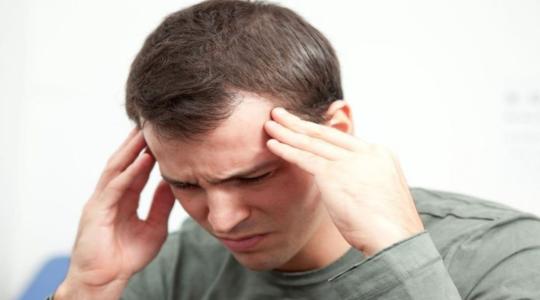 أعراض وأسباب اضطرابات سريان الدم في الرأس