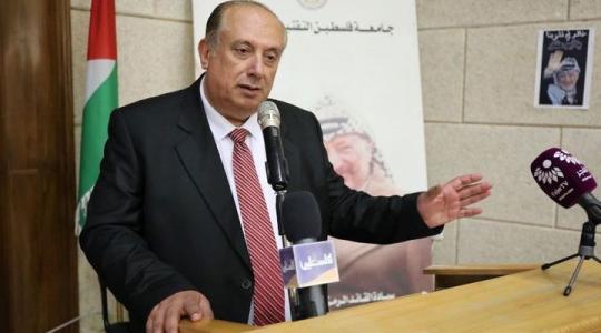 وزير التعليم العالي والبحث العلمي محمود أبو مويس