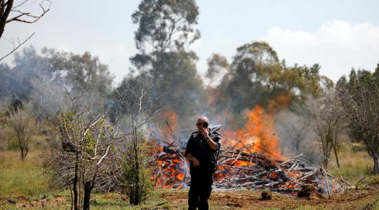 اندلاع حريق في "غلاف غزة" (أرشيف)