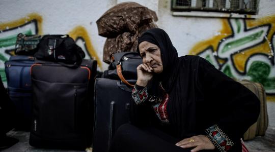 العالقون بين مصر وغزة