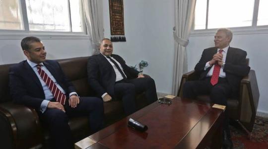 الوفد الأمني المصري يلتقي نائب رئيس الوزراء زياد أبو عمر