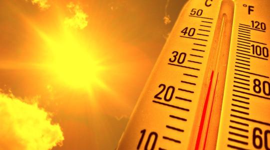 ارتفاع درجات الحرارة وتحذيرات من خطر التعرض لأشعة الشمس