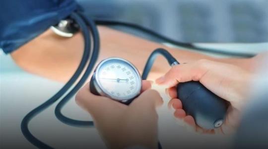 3 أعراض لمرض ارتفاع ضغط الدم