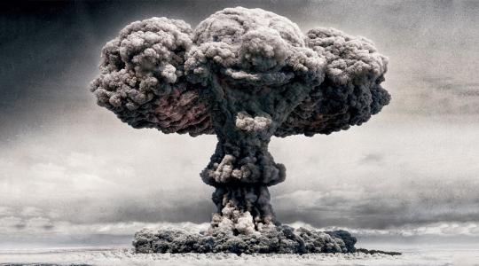 انفجار قنبلة نووية تجريبية