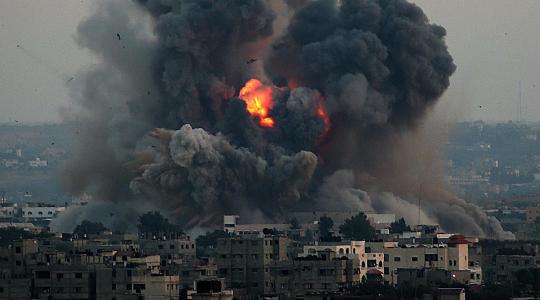 قصف غزة ..صورة ارشيفية