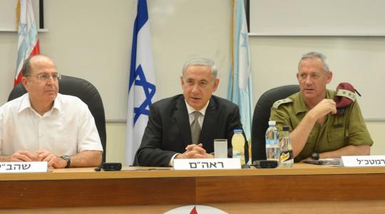 استطلاع: "المعسكر الصهيوني" برئاسة غانتس يحصل على 24 مقعدا