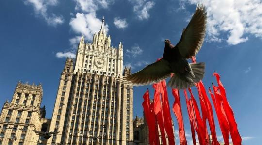 الخارجية الروسية: كييف تلعب بالنار بقصفها محطة زابوروجيه