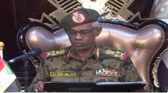 وزير الجيش السوداني عوض بن عوف