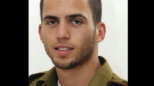 الجندي الاسرائيلي الأسير لدى حركة حماس هدار غولدين