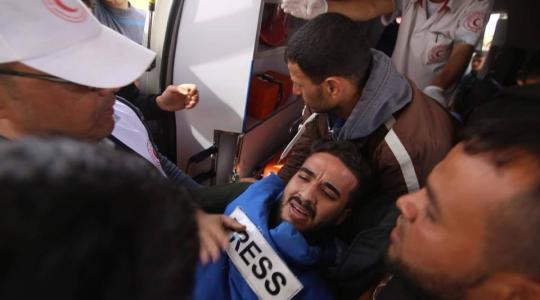 اصابة صحفيين