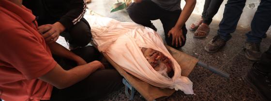 وداع حزين لـ9شهداء  ارتقوا جراء استهداف منزل في حي الشجاعية شرق غزة