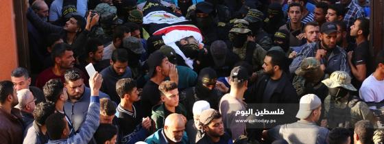 سرايا القدس تشيع جثمان الشهيد رائد السرساوى الذي استشهد متأئراً بجراحه التي أصيب بها في معركة "صيحة الفجر"