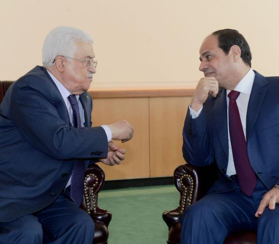 عباس والسيسي