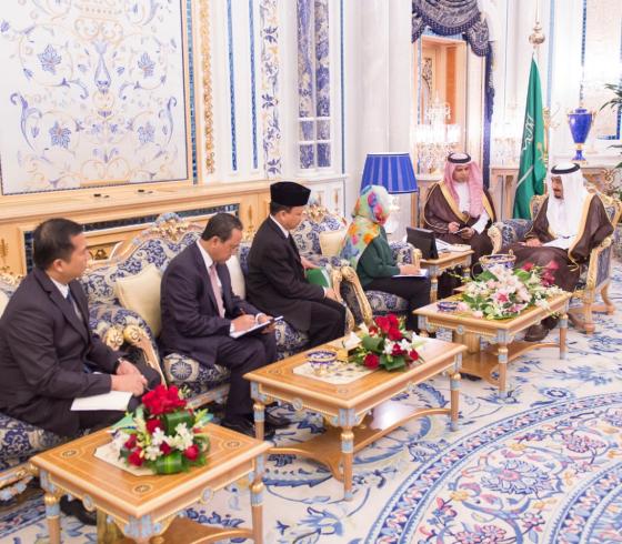 147852