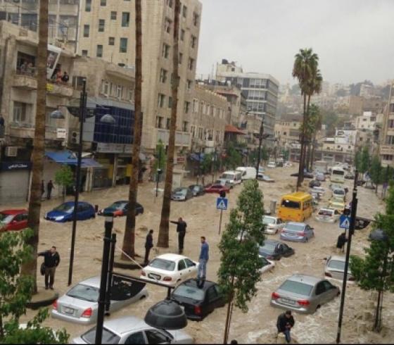 عمان تغرق